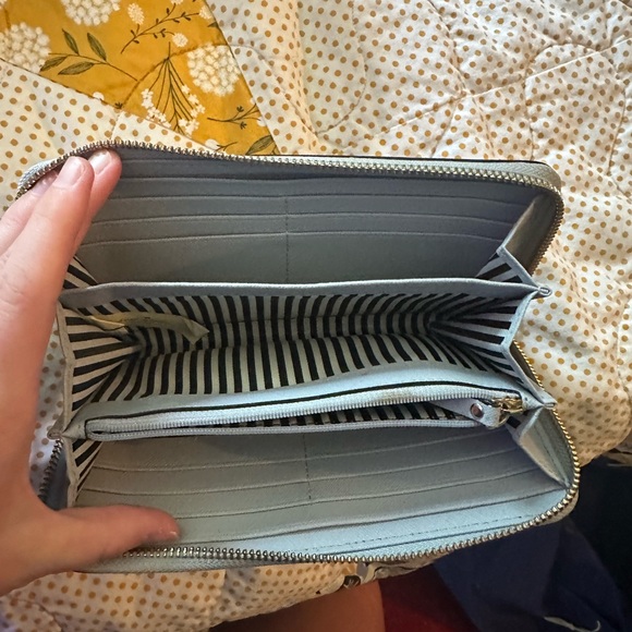 Kate spade wallet - Picture 2 of 2